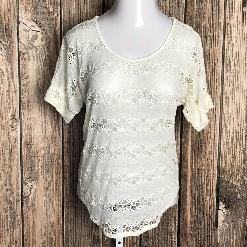 Crown of Hearts Juniors Lace Blouse ~ Sz L ~ Cream